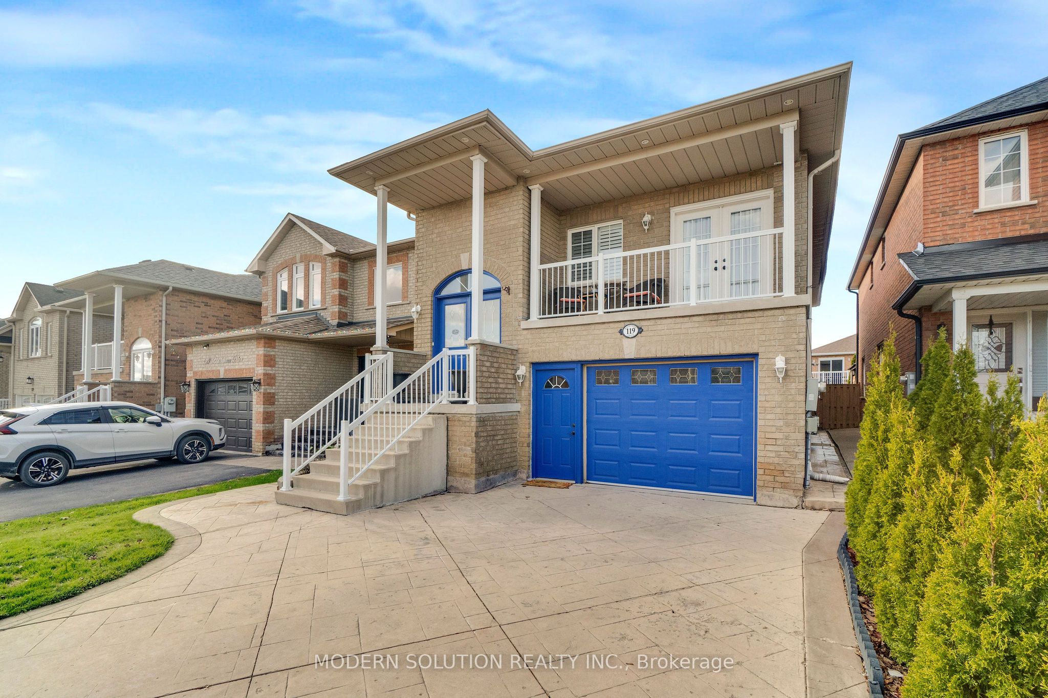 119 Blackthorn Drive, Vaughan, ON, L6A 3N2