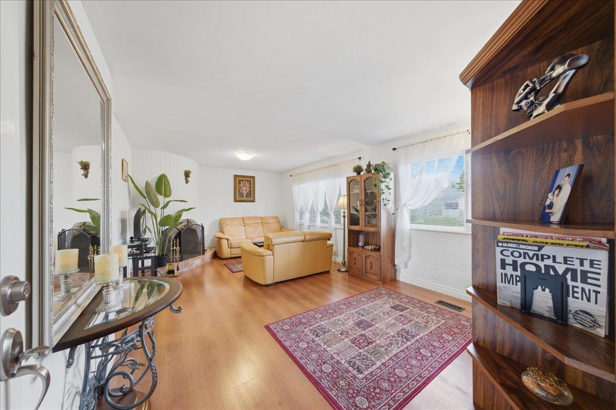 Additional image 4 of 840 38th Avenue E, Vancouver, BC, V5W 1J3