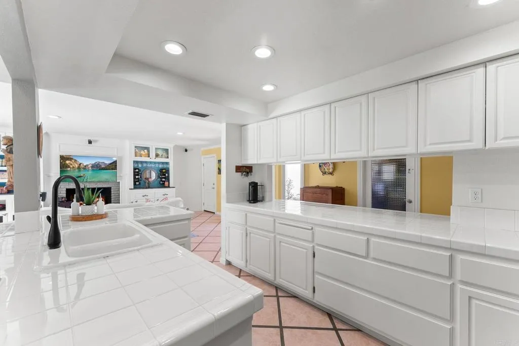 Additional image 17 of 7640 Calle Madero, Carlsbad, CA 92009