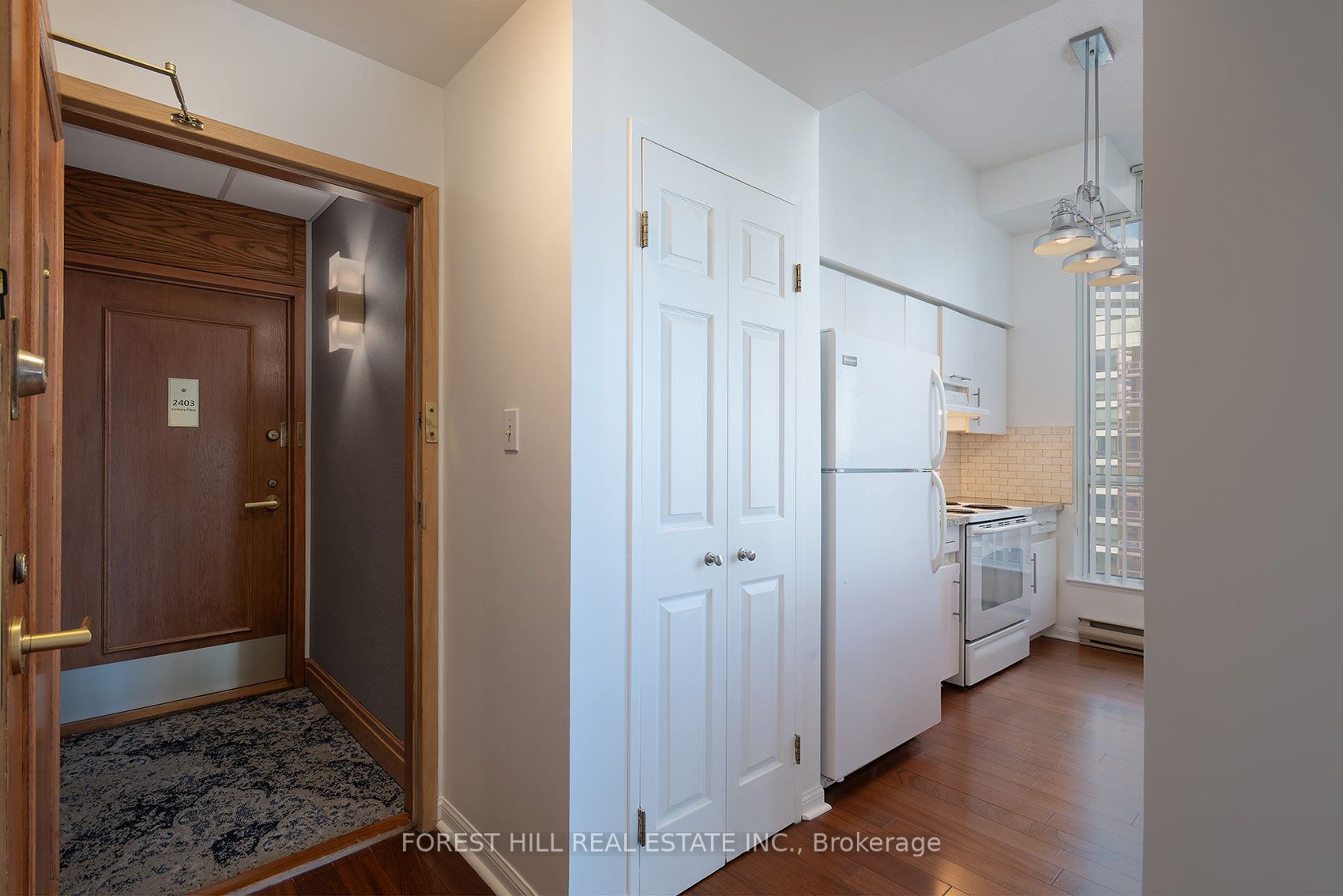 Additional image 3 of 2405-24 Wellesley Street W, Toronto, ON, M4Y 2X6