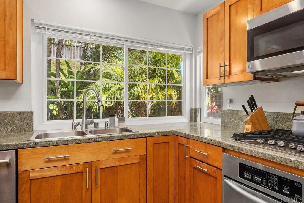 Additional image 15 of 7102 Primrose Way, Carlsbad, CA 92011