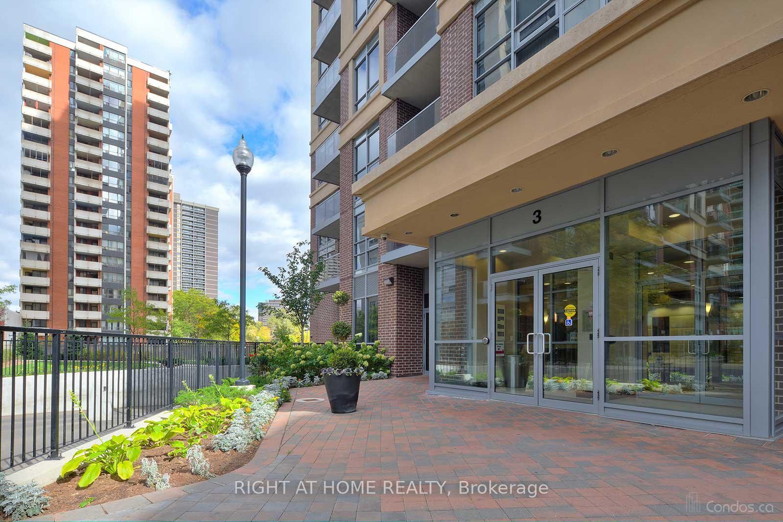1002-3 Michael Power Place, Toronto, ON, M9A 0A2