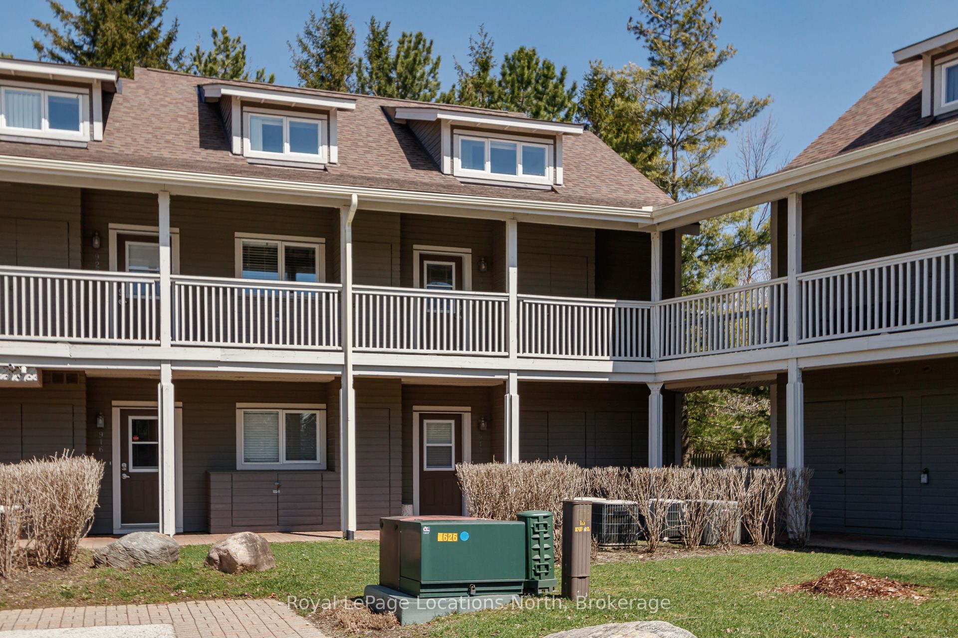 926 Cedar Pointe Court, Collingwood, ON, L9Y 5C7