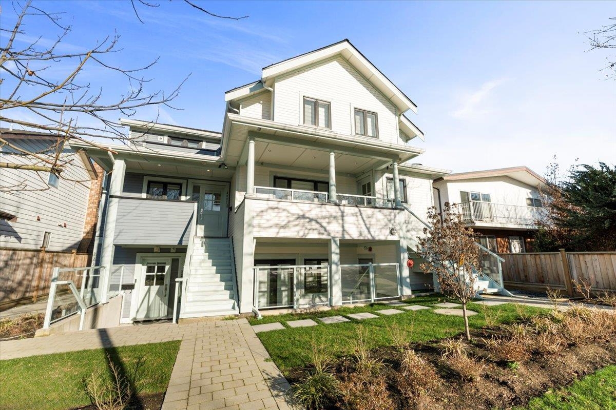 2229 16th Avenue W, Vancouver, BC, V6K 3B4