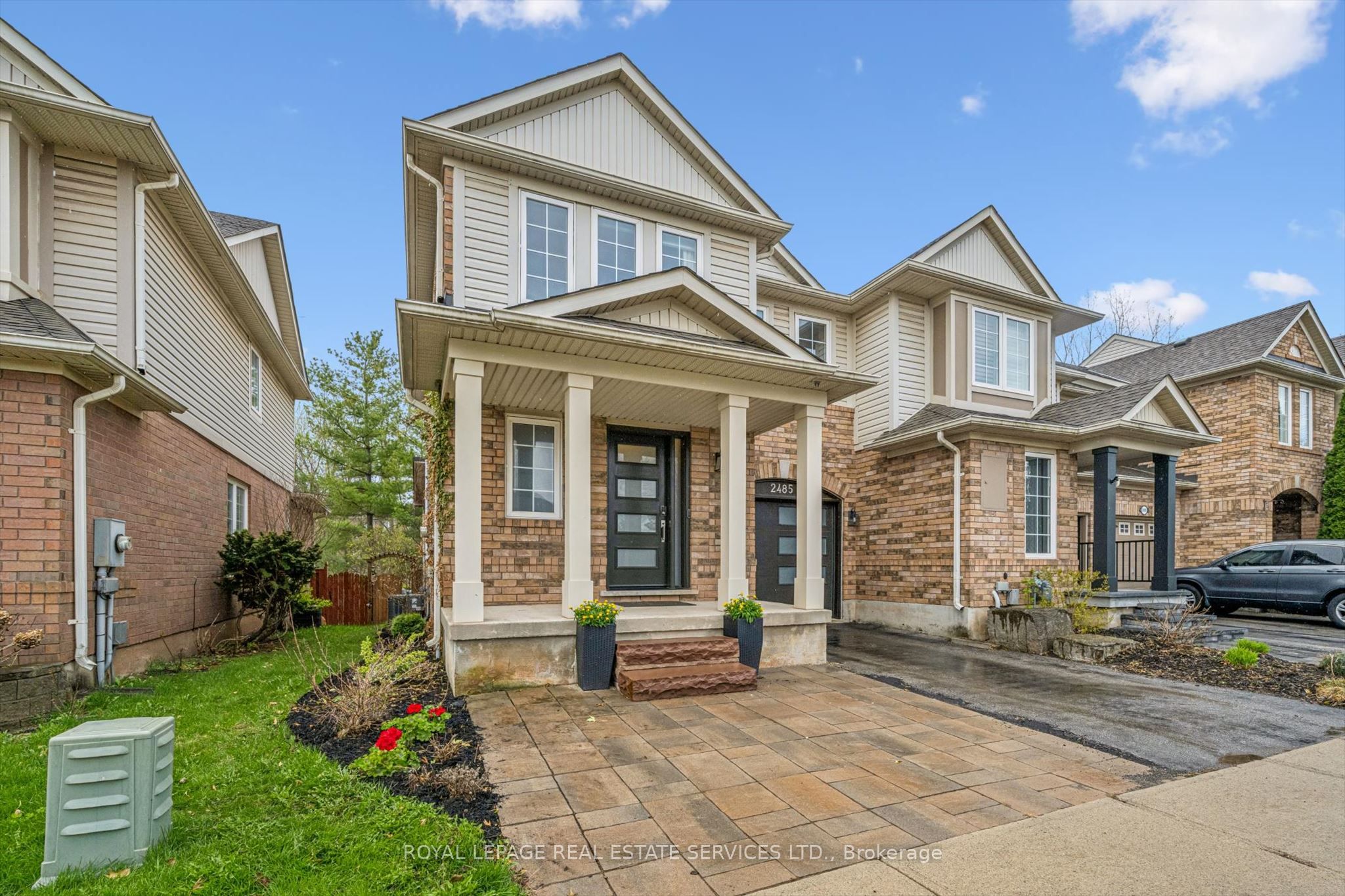 Additional image 3 of 2485 Wooden Hill Circle, Oakville, ON, L6M 4E3