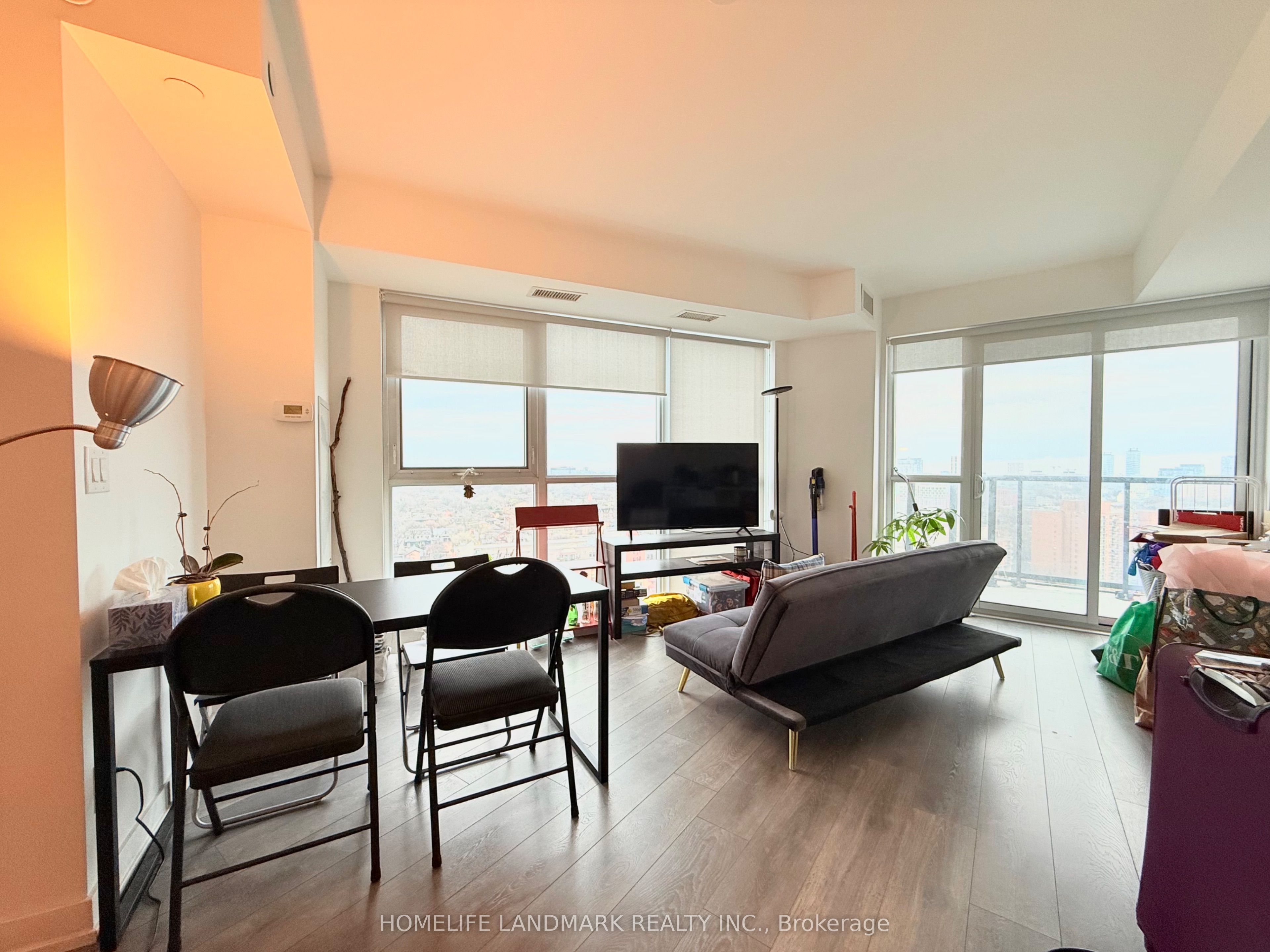 Additional image 3 of 1604-159 Wellesley Street E, Toronto, ON, M4Y 0H5