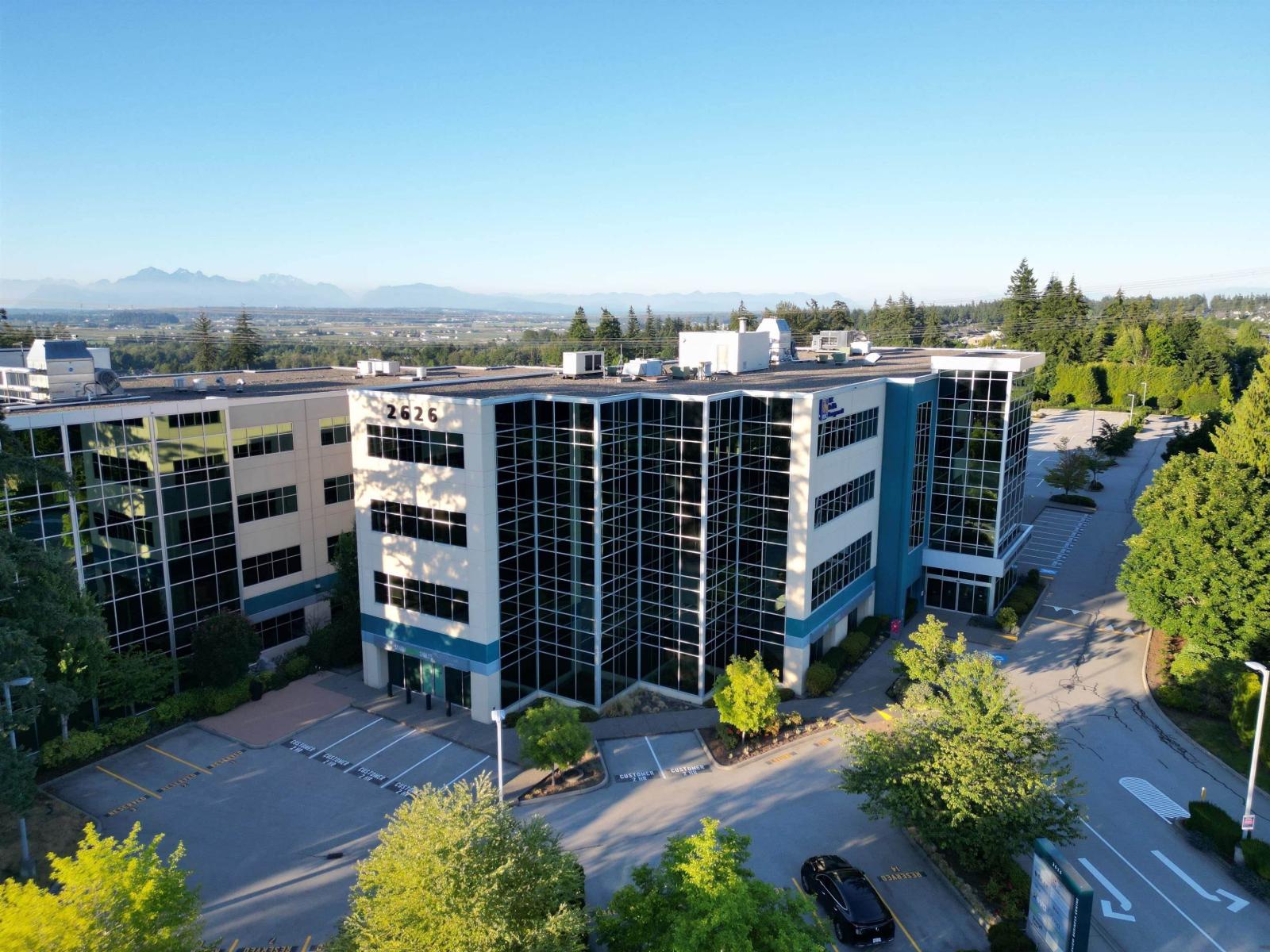 208-2626 Croydon Drive, Surrey, BC, V3Z0S8
