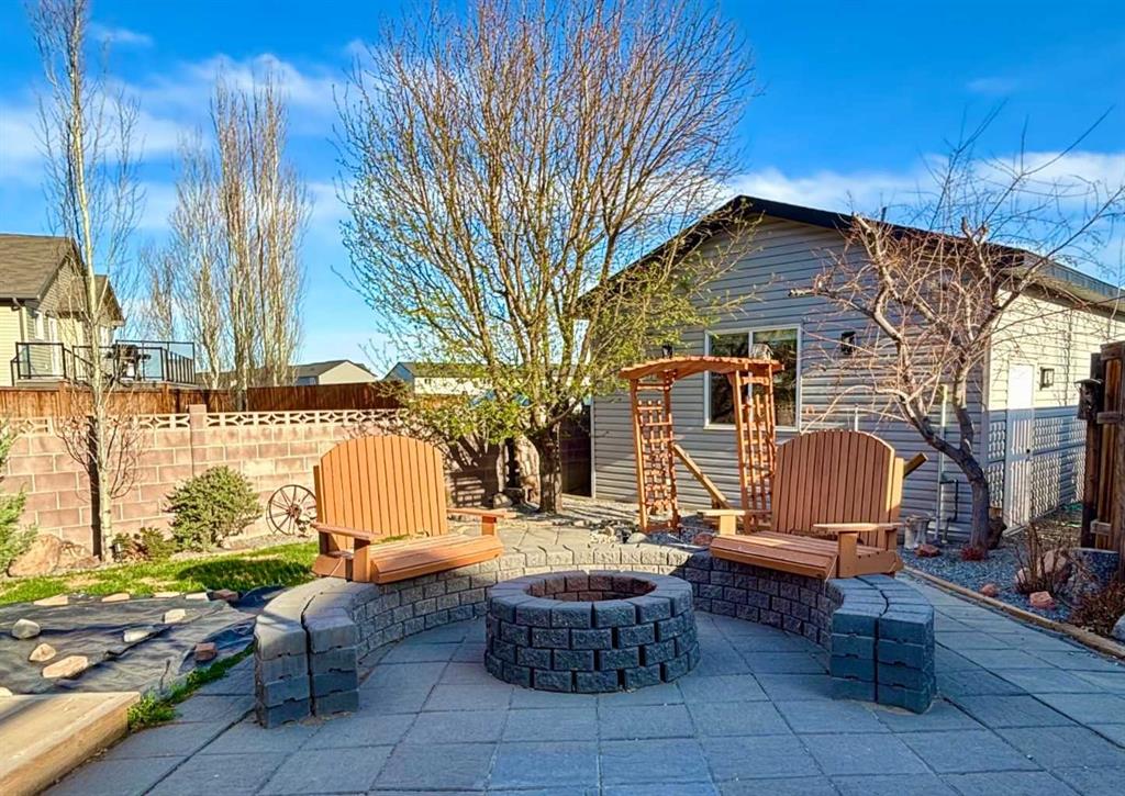 Additional image 5 of 416 Haru Moriyama Place N, Lethbridge, AB, T1H 5P1