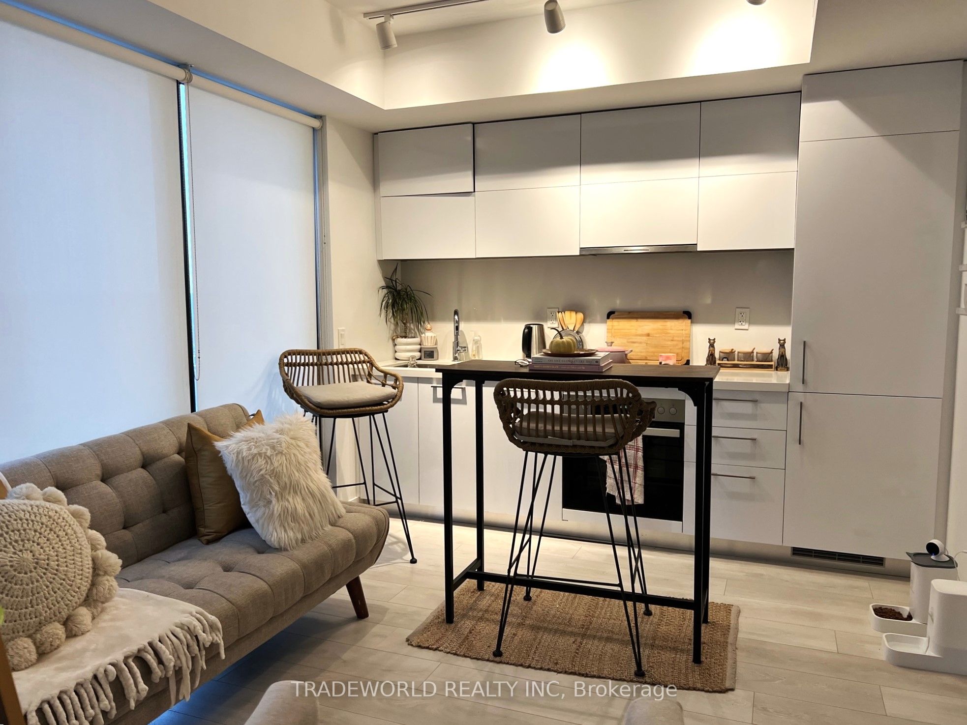 Additional image 3 of 2101-188 Cumberland Street, Toronto, ON, M5R 0B6