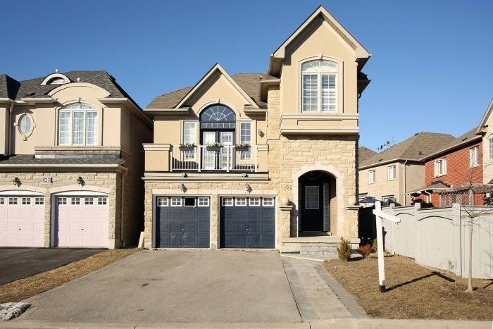 22 Vandervoort Drive, Richmond Hill