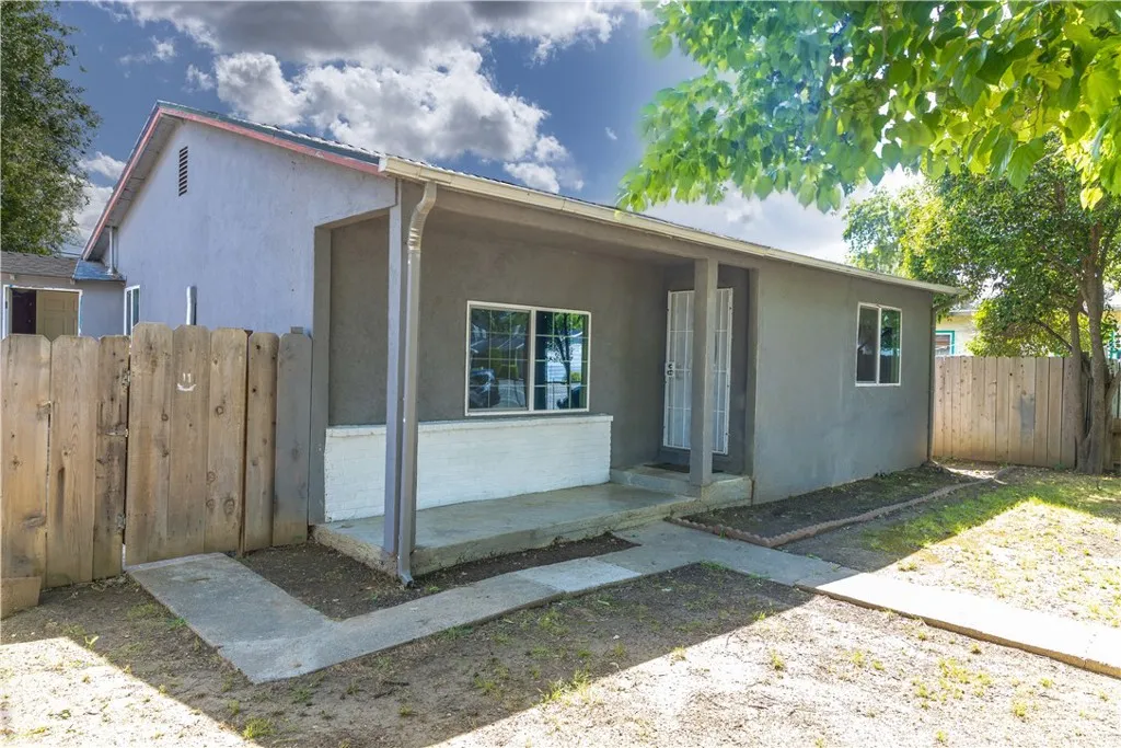 Additional image 2 of 1703 Yolo St, Corning, CA 96021