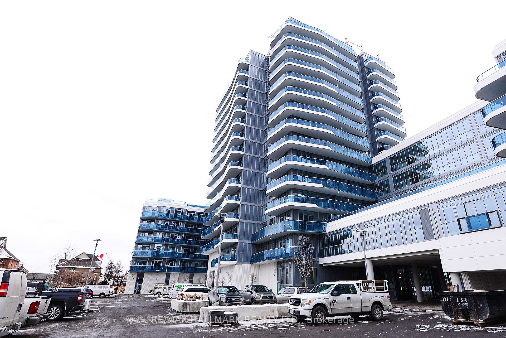 Additional image 4 of Ph01-9471 Yonge Street, Richmond Hill, ON, L4C 0Z5