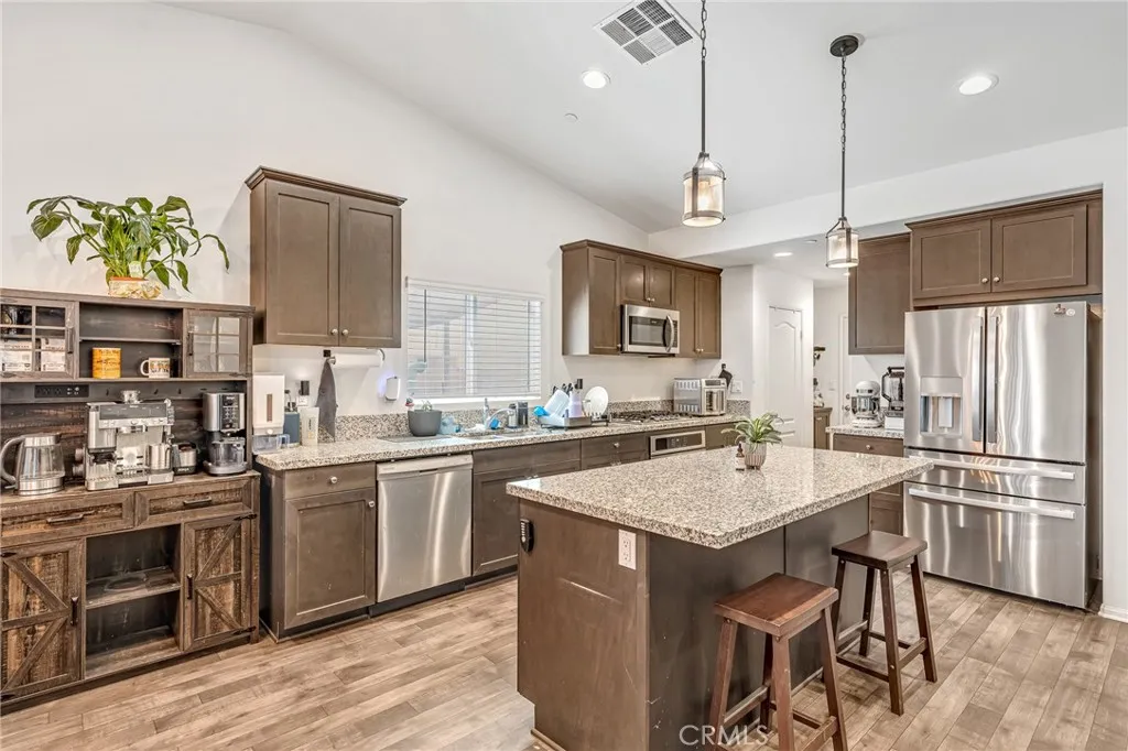 Additional image 10 of 11999 Foster Pl, Victorville, CA 92392