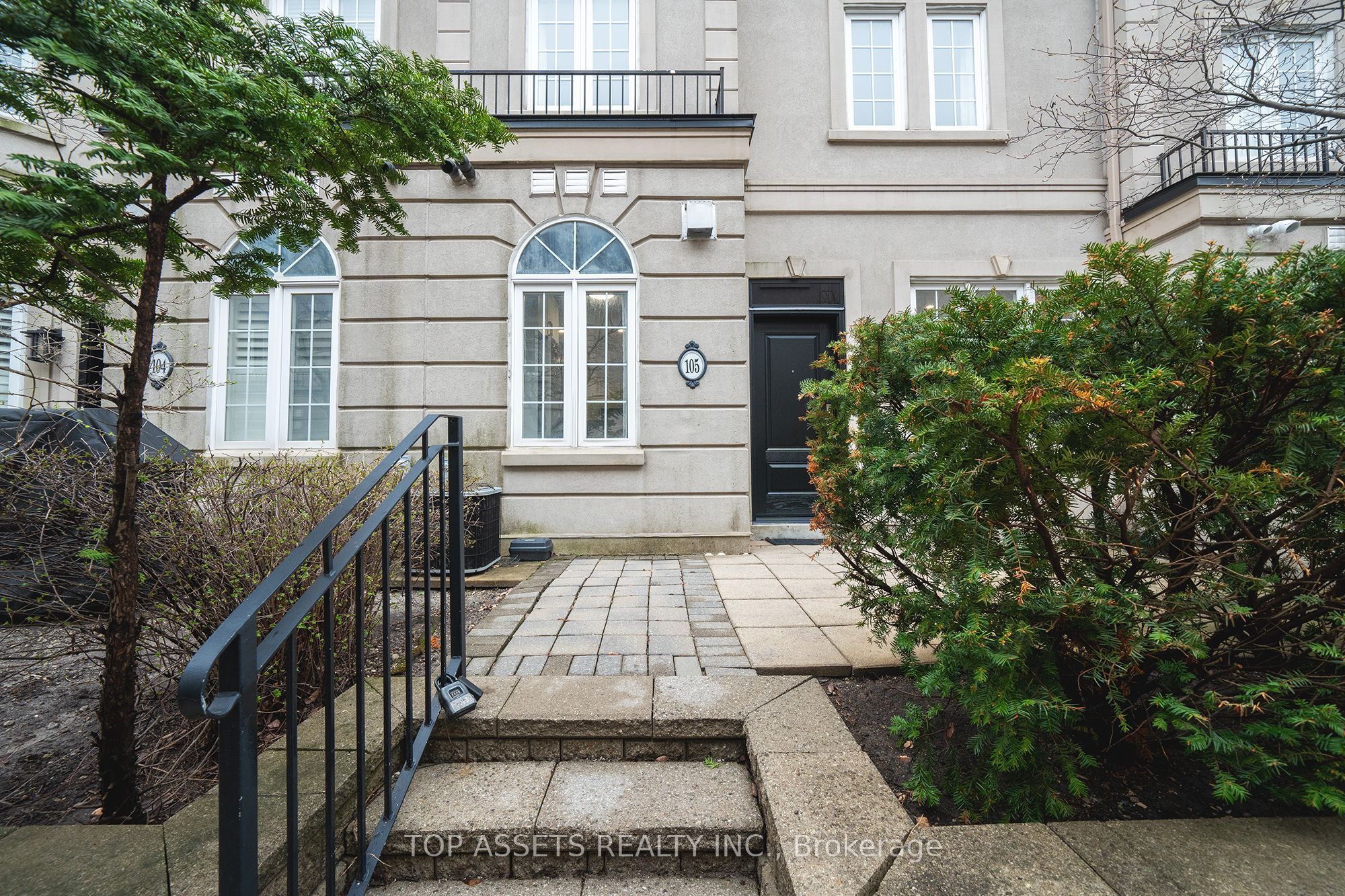 Additional image 2 of 105-11 Everson Drive, Toronto, ON, M2N 7B9