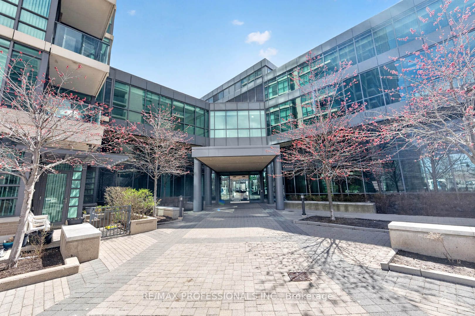 Additional image 3 of 2010-215 Sherway Gardens Road, Toronto, ON, M9C 0A4