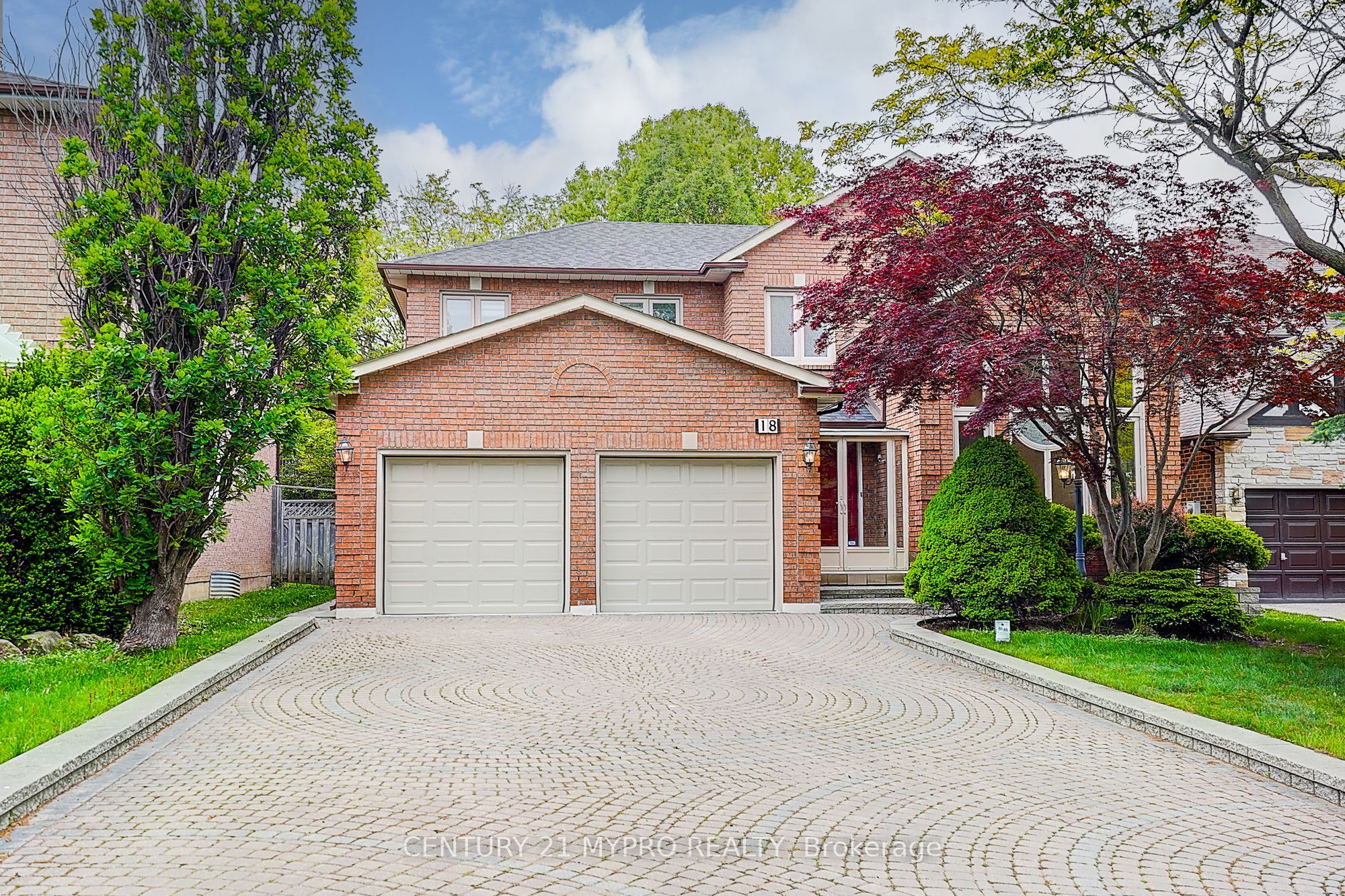 Additional image 2 of 18 Cygnus Drive, Richmond Hill, ON, L4C 8P2