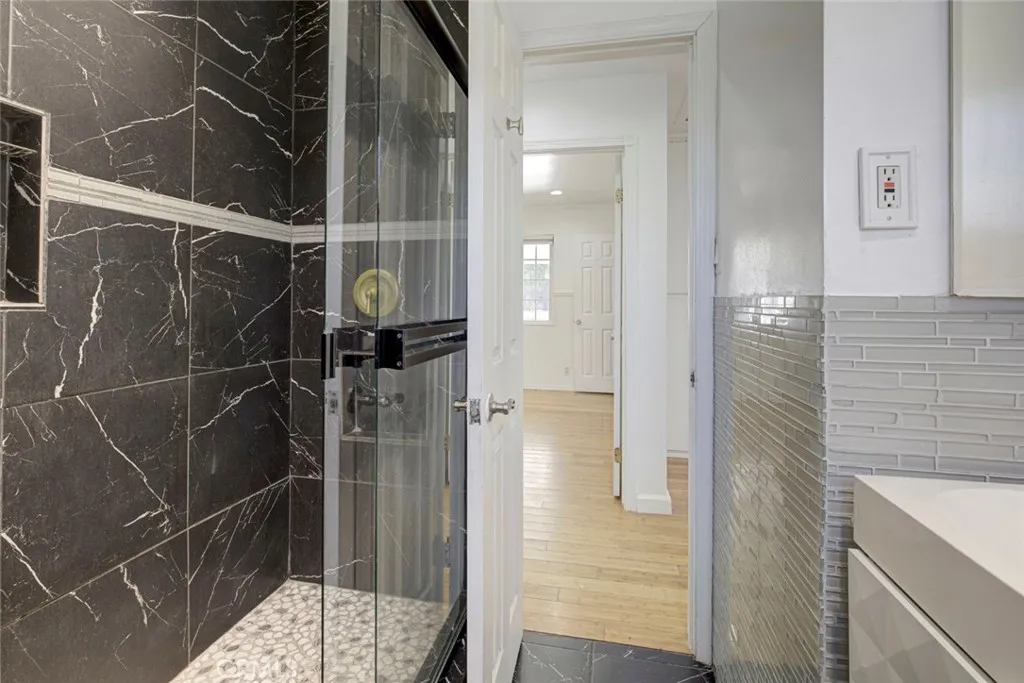 Additional image 17 of 8022 Longridge Avenue, North Hollywood, CA 91605