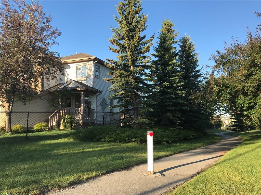 Additional image 2 of 805 Panorama Hills Drive NW, Calgary, AB, T3k 4x4