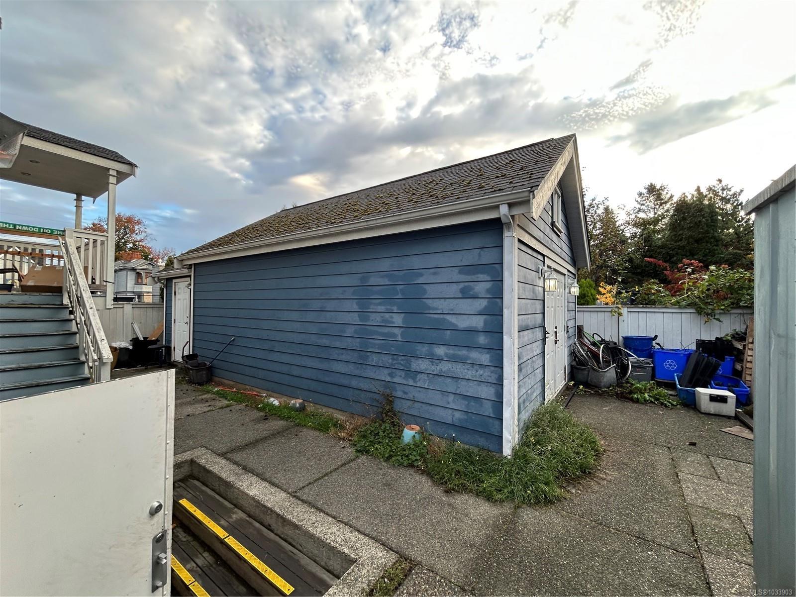 Additional image 5 of 1833 Cook Street, Victoria, BC, V8T 3P5