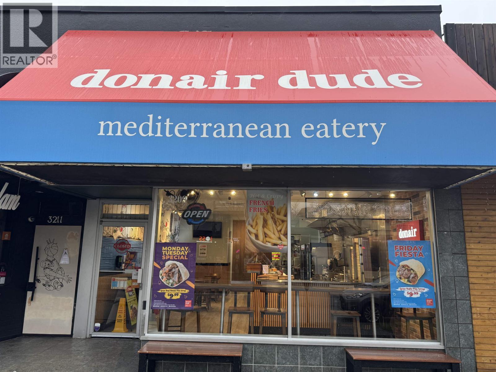 3209 W Broadway West, Vancouver, BC, V6K2H5