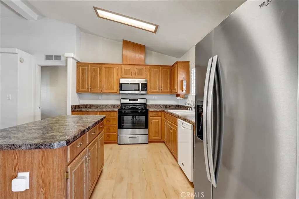 Additional image 53 of 21302 Blue Curl Way, Canyon Country, CA 91351