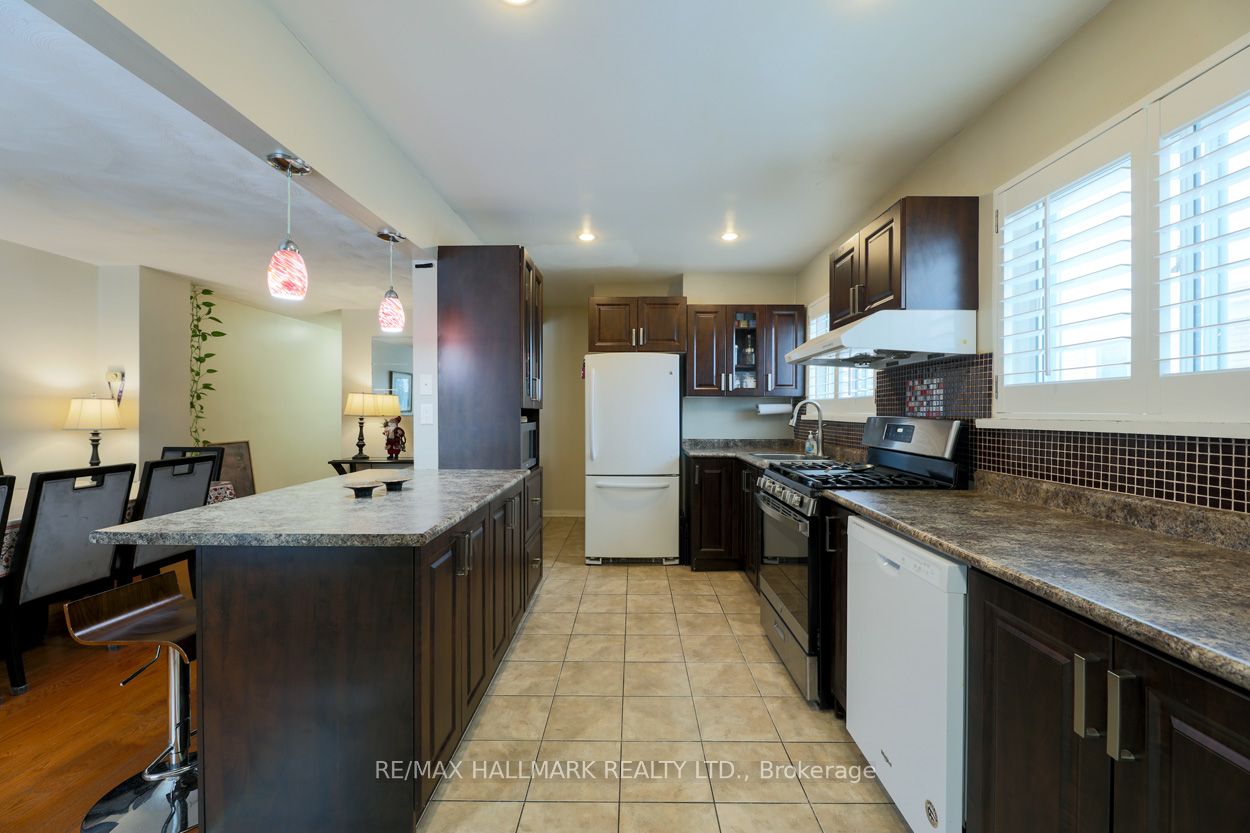 Additional image 4 of 12 Trinnell Boulevard, Toronto, ON, M1L 1S7