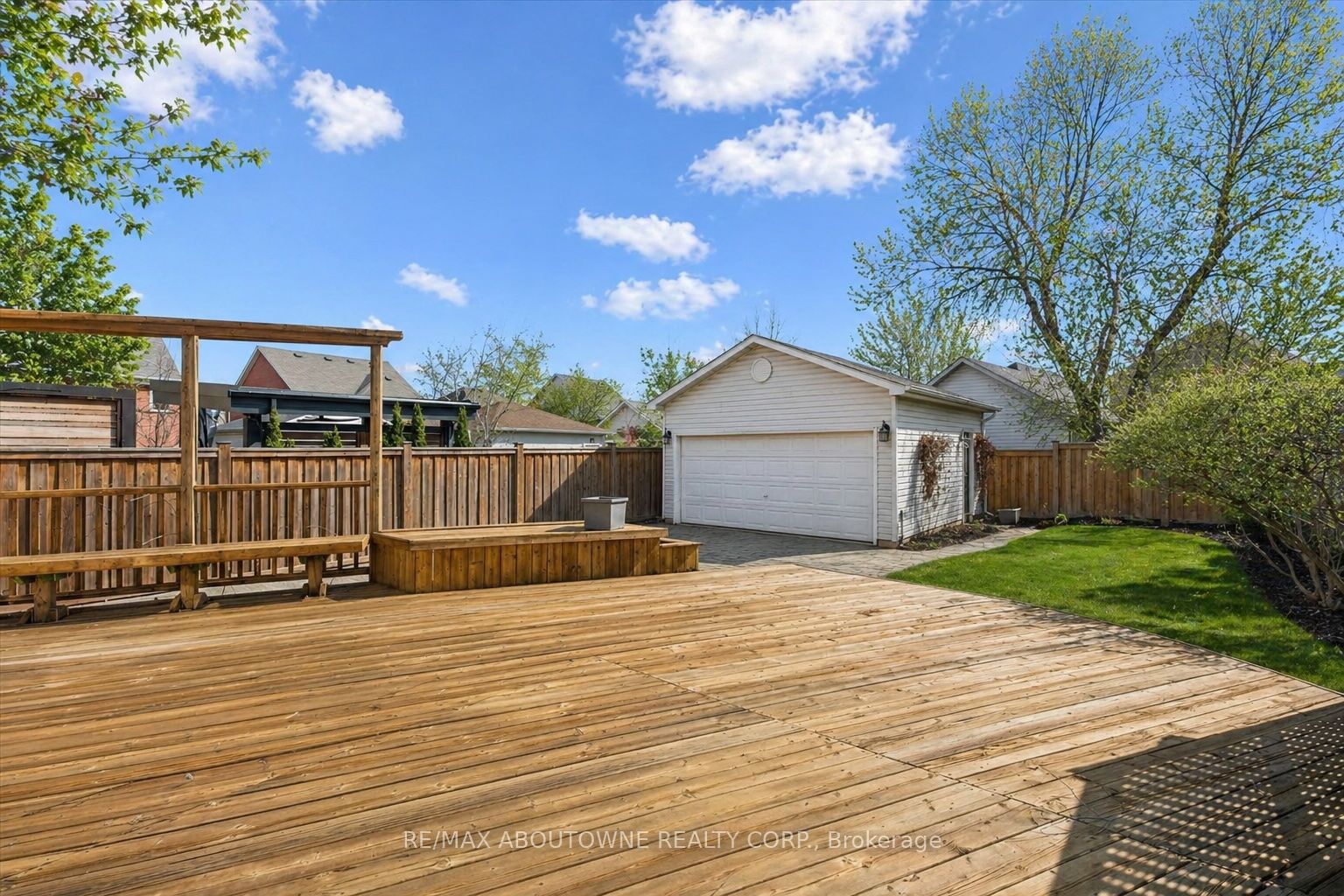 Additional image 3 of 2484 Capilano Crescent, Oakville, ON, L6H 6L4