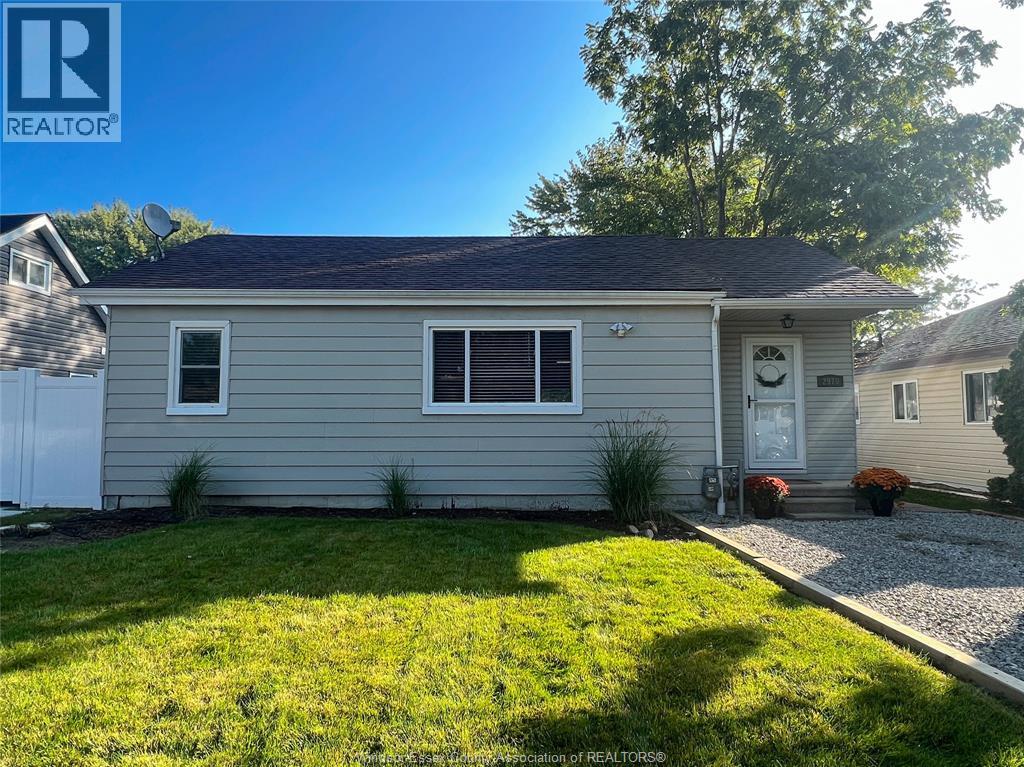 2970 Clemenceau , Windsor, ON, N8T2R1