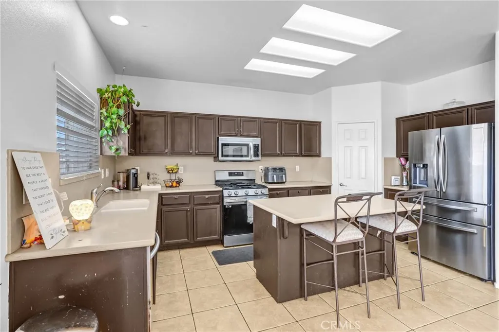 Additional image 52 of 13048 Evanston, Victorville, CA 92392