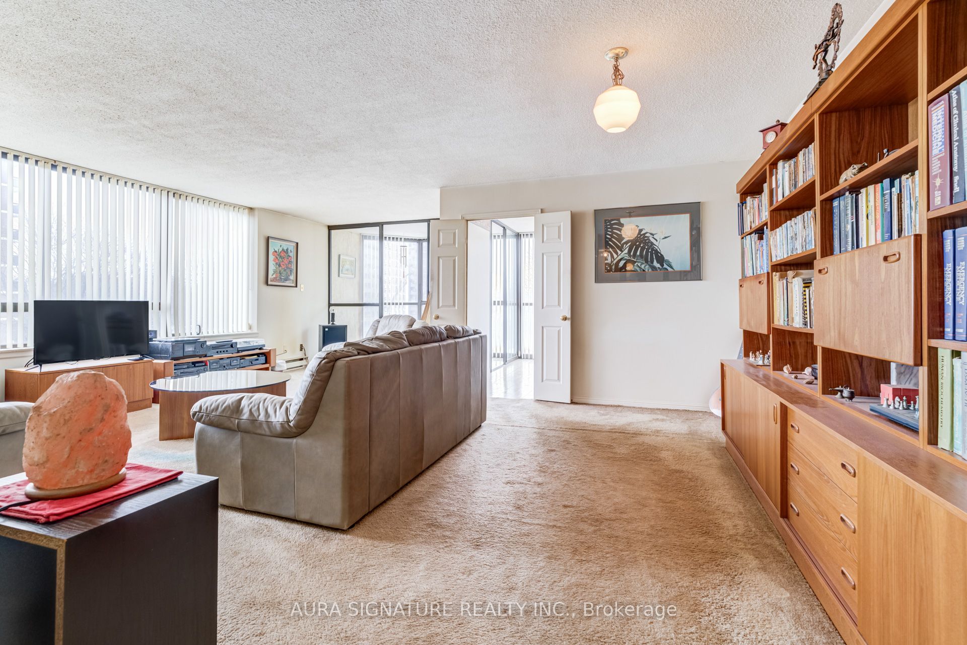 Additional image 4 of 203-40 Richview Road, Toronto, ON, M9A 5C1