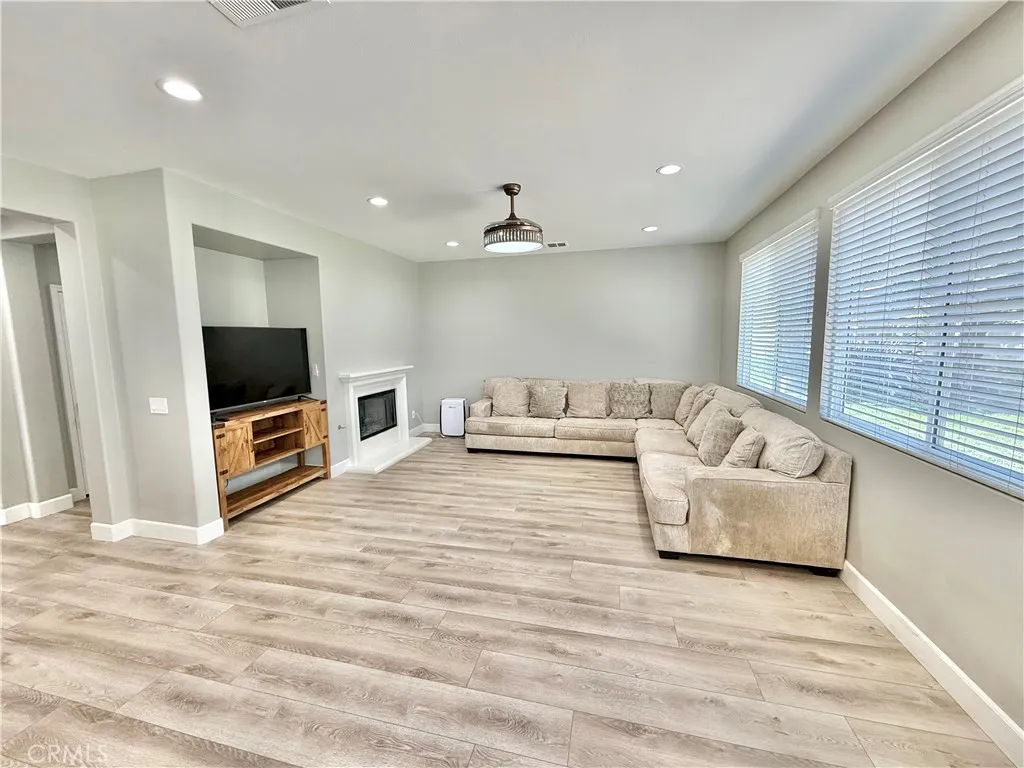 Additional image 104 of 27617 Bottle Brush Way, Murrieta, CA 92562