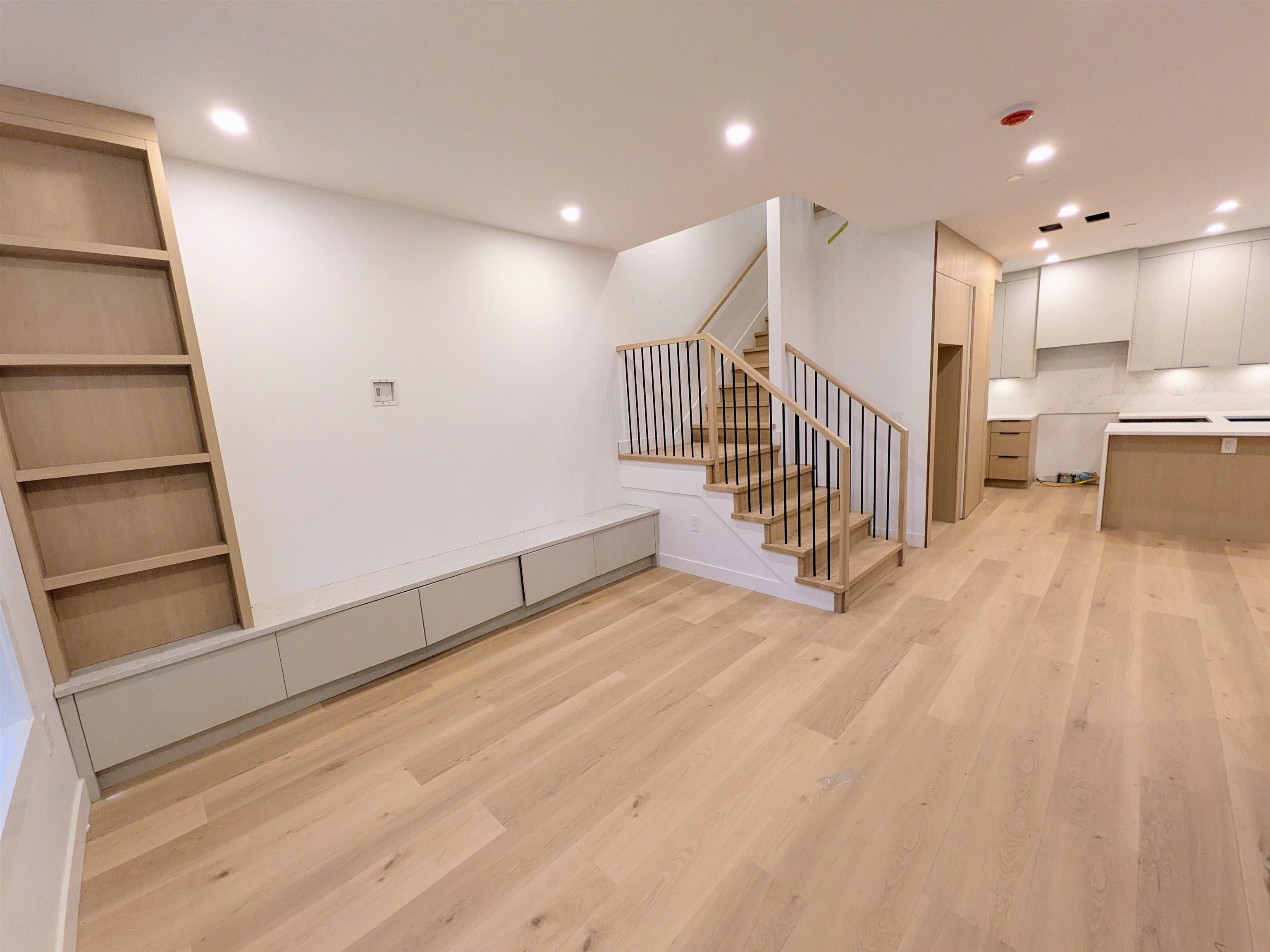 Additional image 4 of 920 16th Avenue E, Vancouver, BC, V5T 2V9
