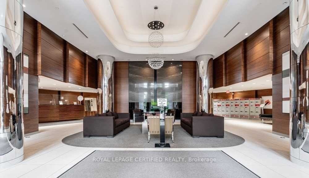 Additional image 4 of 809-5 Valhalla Inn Road, Toronto, ON, M9B 0B1