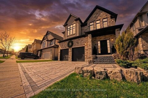 Additional image 8 of 102 Deer Creek Street, Kitchener, ON, N2A 4B8