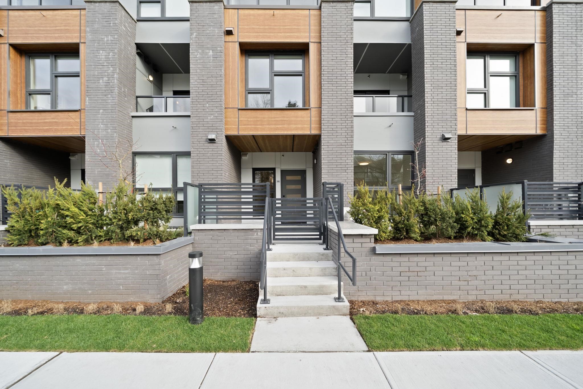 106-15353 17 Avenue, Surrey, BC, V4A 1T8