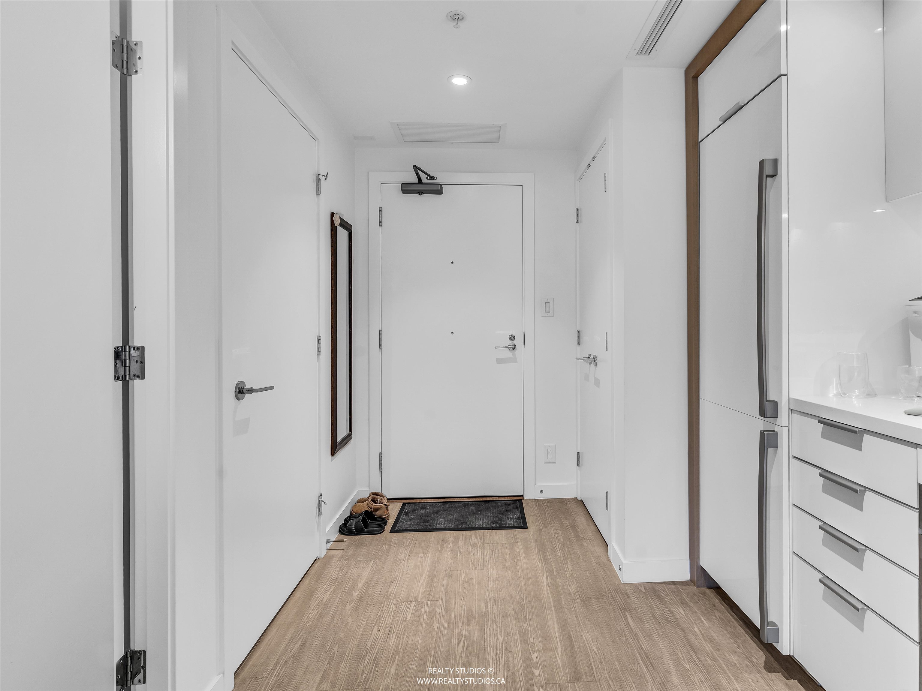 Additional image 3 of 203-1661 Quebec Street, Vancouver, BC, V6A 0H2