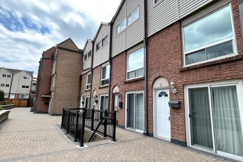 Additional image 8 of 2-1666 Queen Street E, Toronto, ON, M4L 1G3