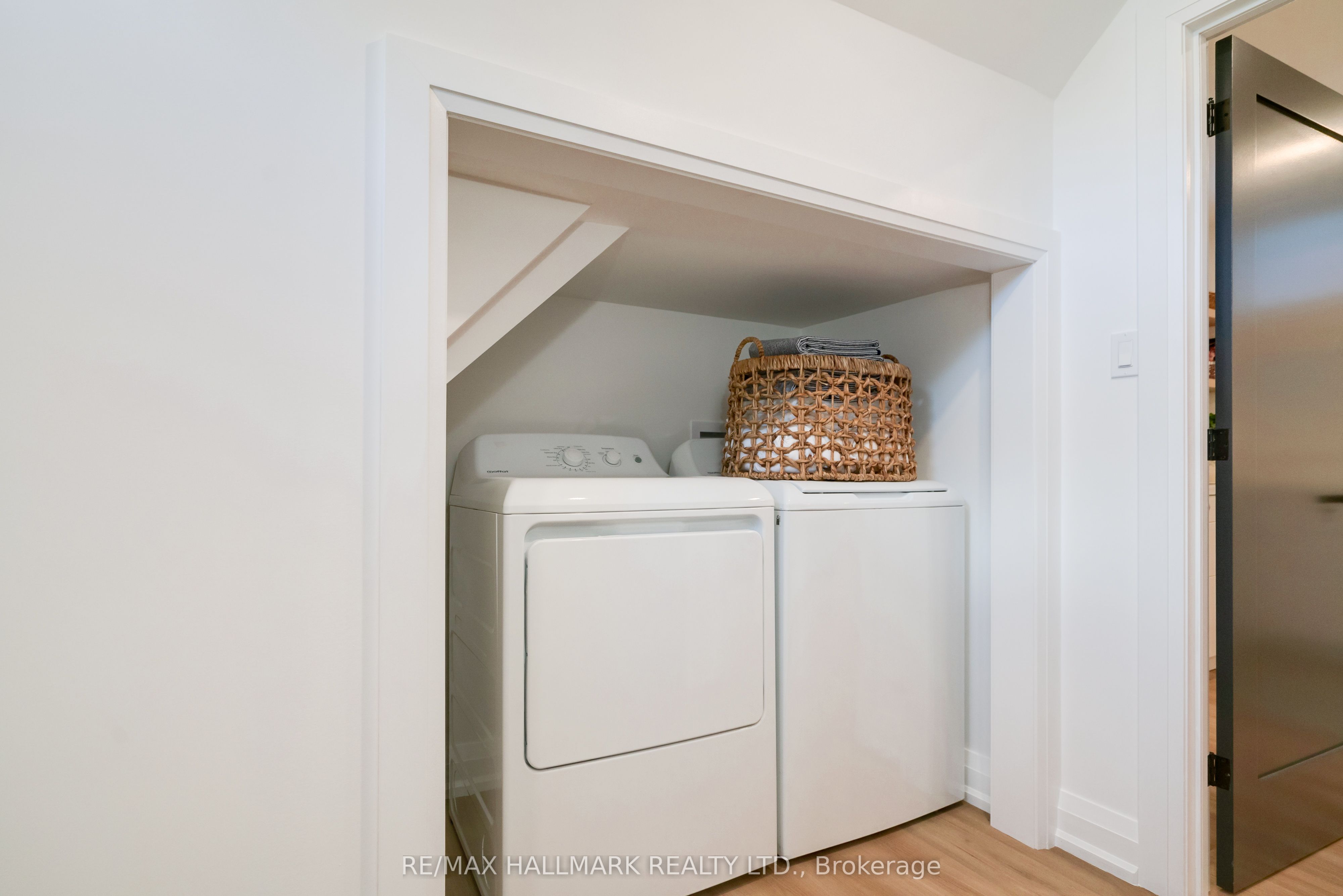 Additional image 4 of Lower-47 Park Street, Toronto, ON, M1N 2N4