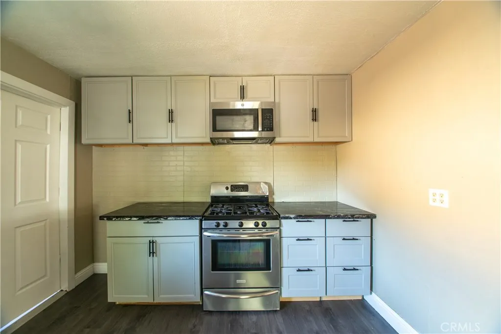 Additional image 28 of 1703 Yolo St, Corning, CA 96021