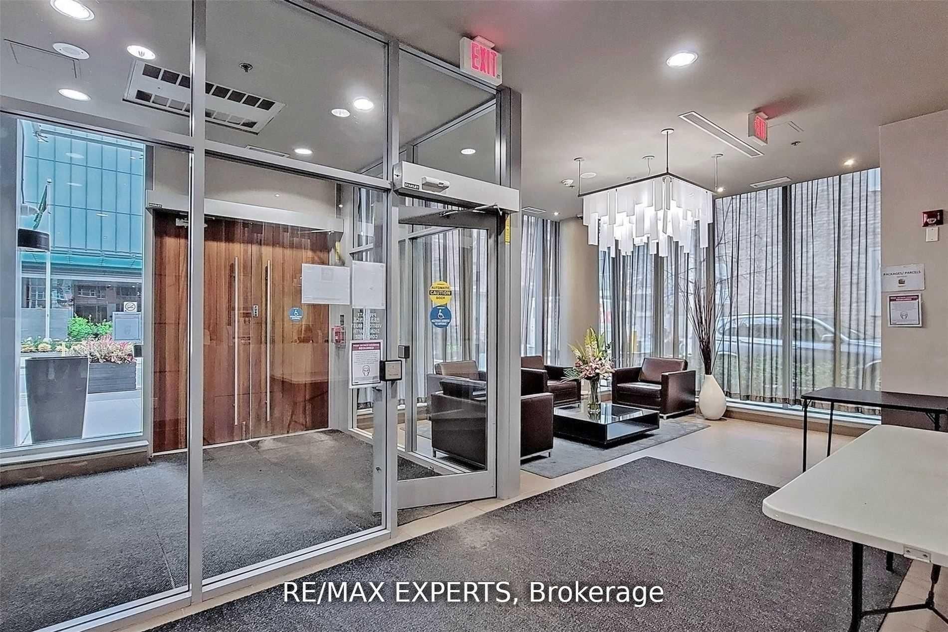 Additional image 3 of 302-126 Simcoe Street, Toronto, ON, M5H 4E6