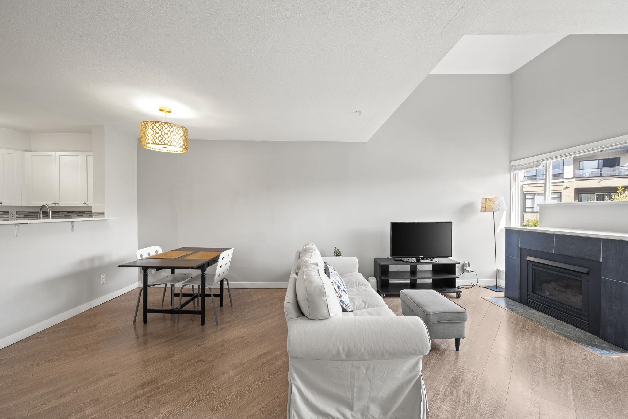 Additional image 6 of 303-2429 Hawthorne Avenue, Port Coquitlam, BC, V3C 6G6