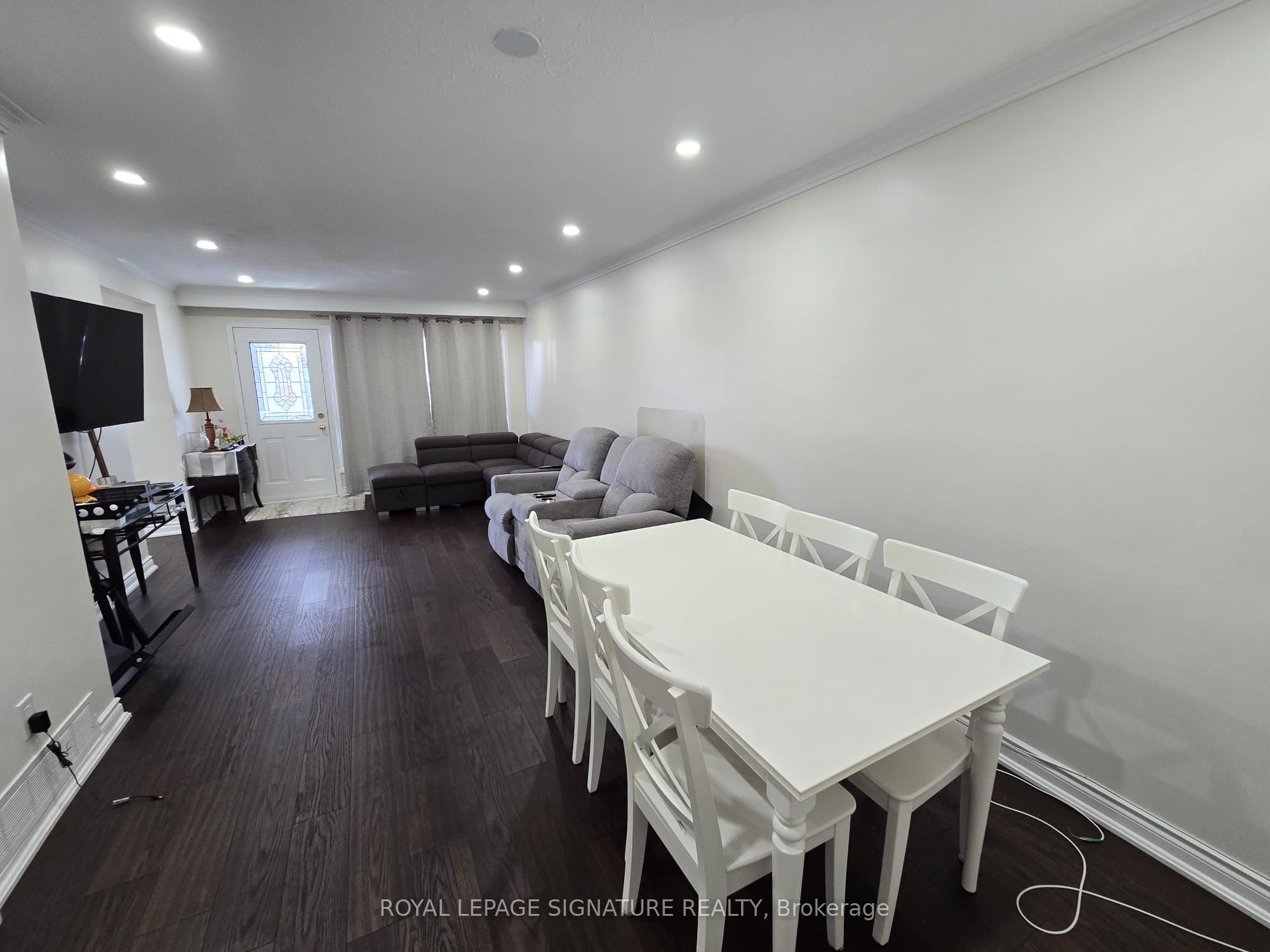 Additional image 4 of Upper-23 Benrubin Drive, Toronto, ON, M9L 2H3