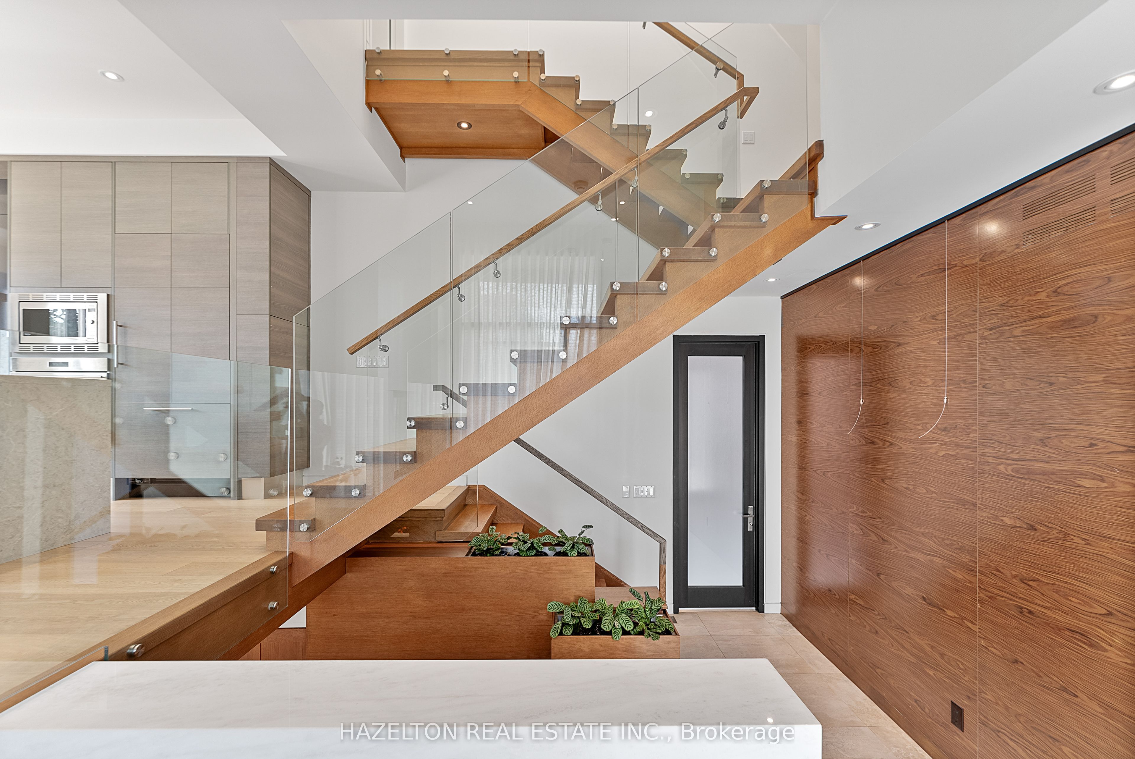 Additional image 3 of 143 Joicey Boulevard, Toronto, ON, M5M 2V1