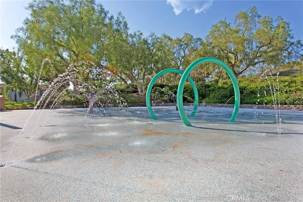 27 Acorn Ridge Rdg, Rancho Santa Margarita, CA 92688