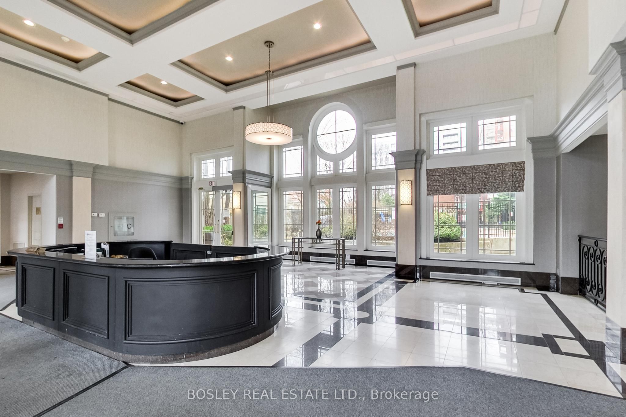 403-2 Covington Road, Toronto, ON, M6A 3E2 photo 3