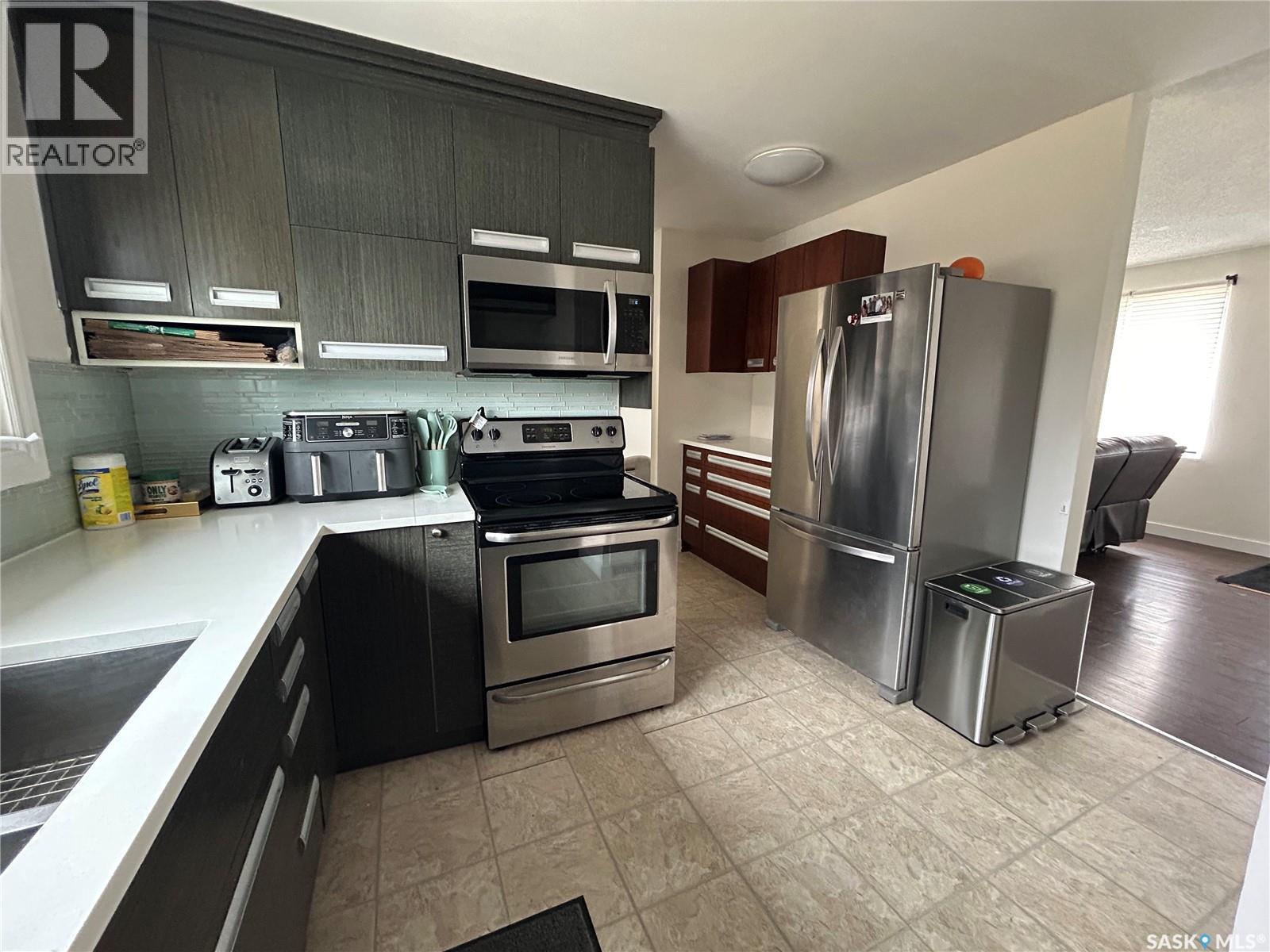 Additional image 5 of 2616 Clarence Avenue S, Saskatoon, SK, S7J1M6