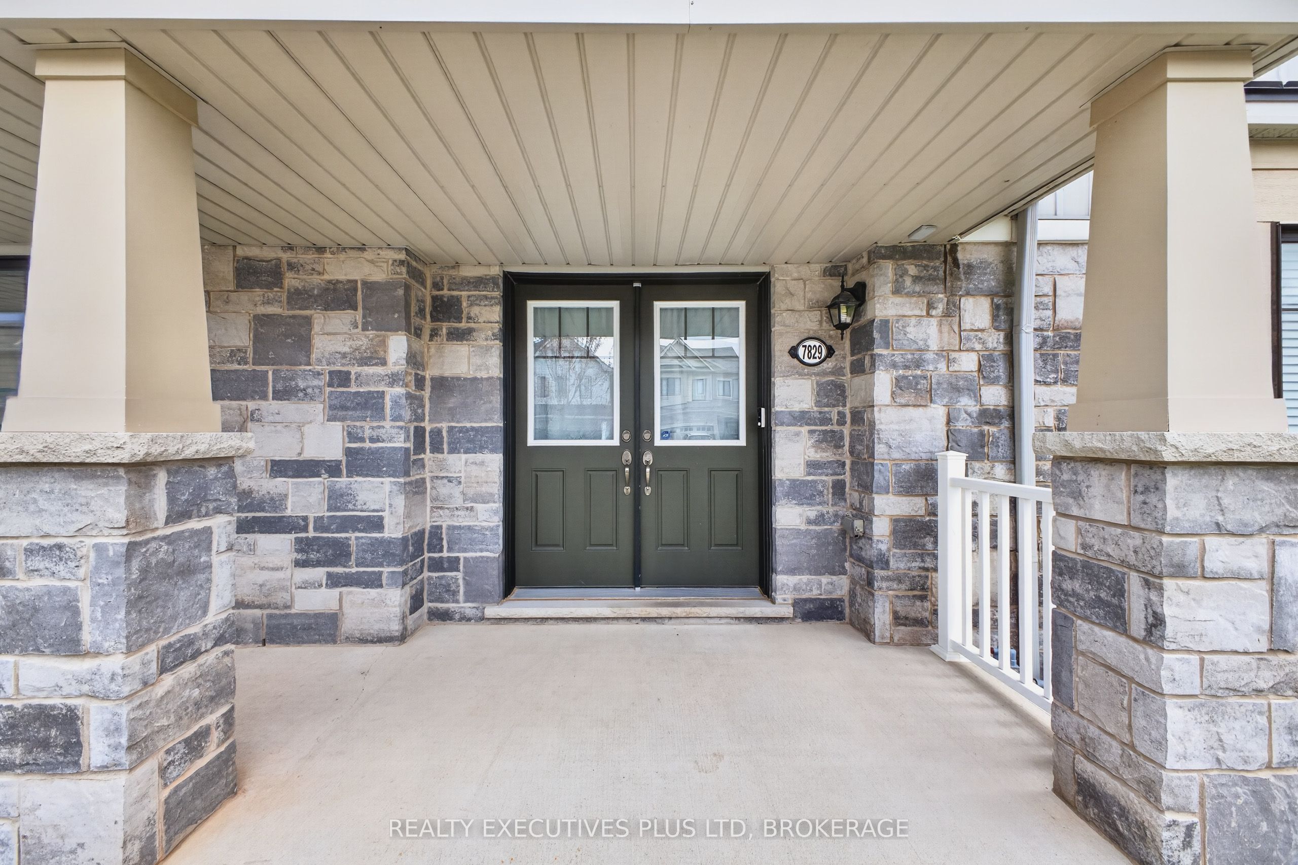 Additional image 4 of 7829 Buckeye Crescent, Niagara Falls, ON, L2H 0P1