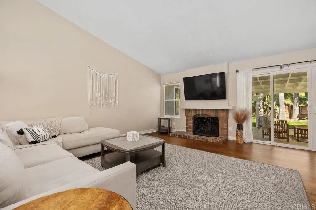 Additional image 10 of 7102 Primrose Way, Carlsbad, CA 92011