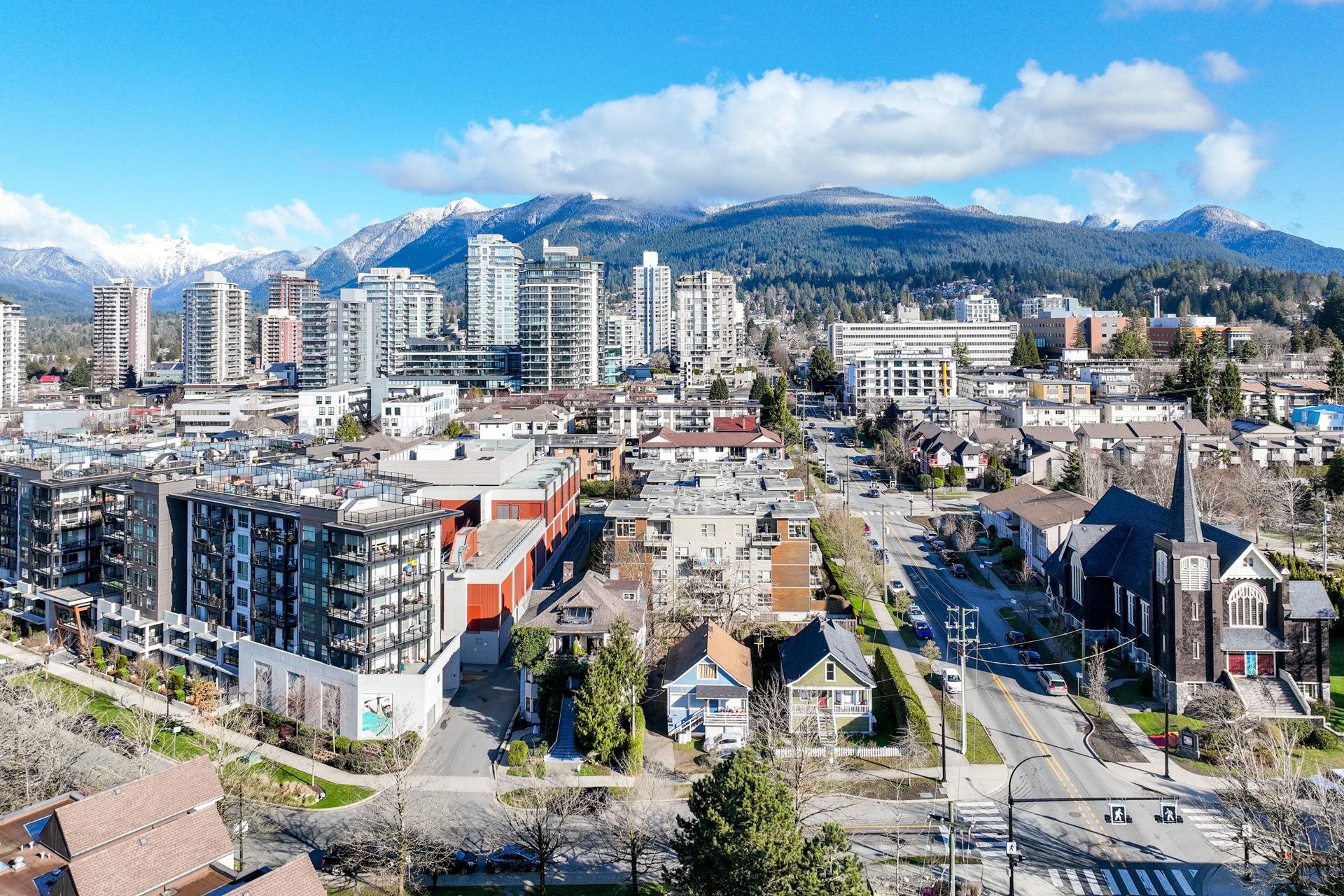 Additional image 3 of 160-164 10th Street E, North Vancouver, BC, V7L 2C8