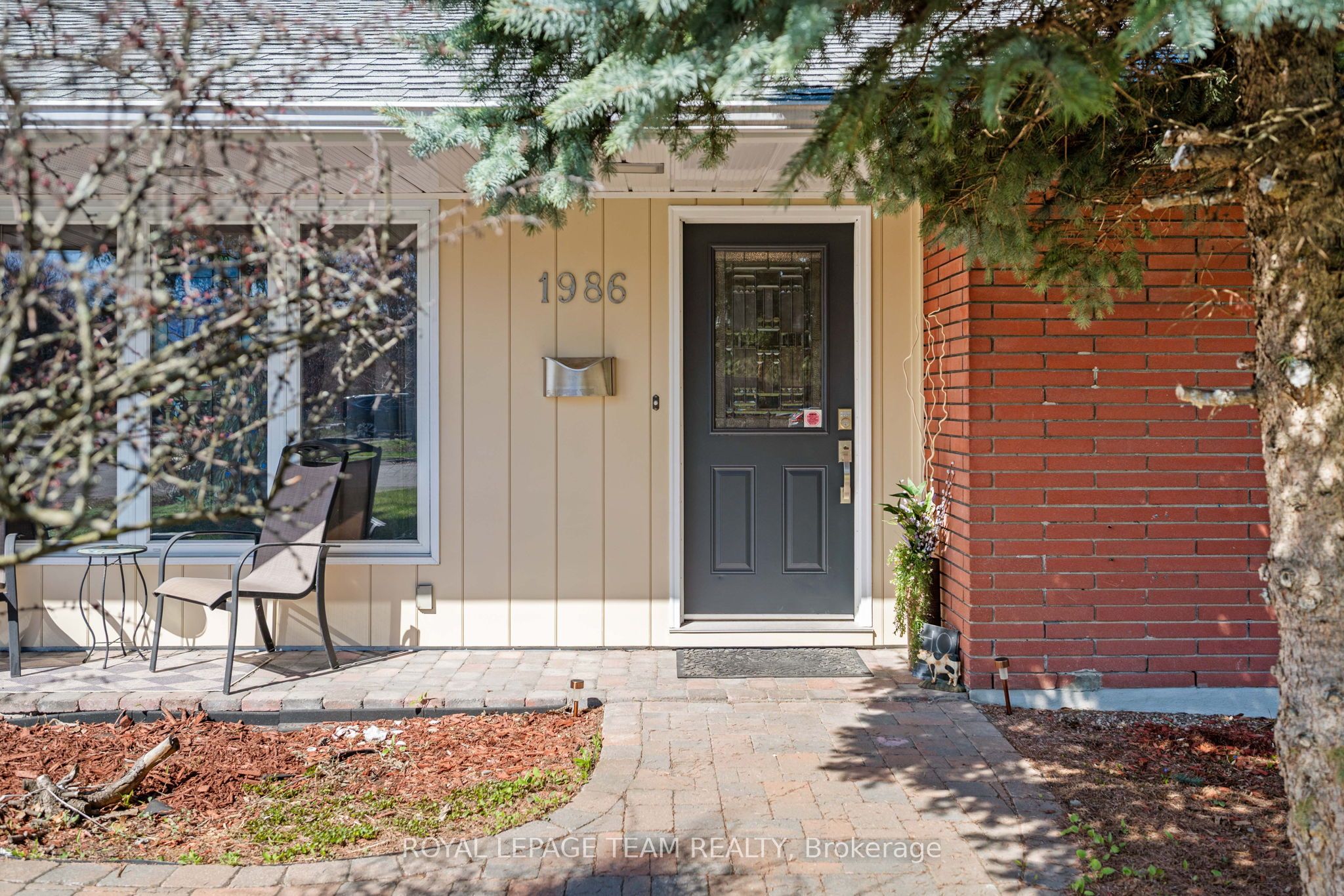 Additional image 2 of 1986 Fairbanks Avenue, Ottawa, ON, K1H 5Y6